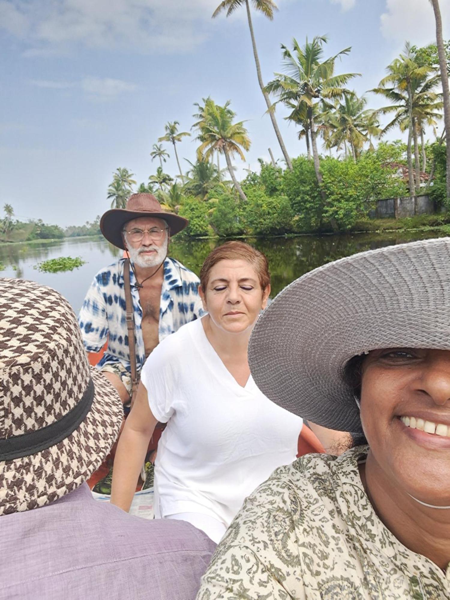 Marari Bethsaida Homestay Shertallai エクステリア 写真